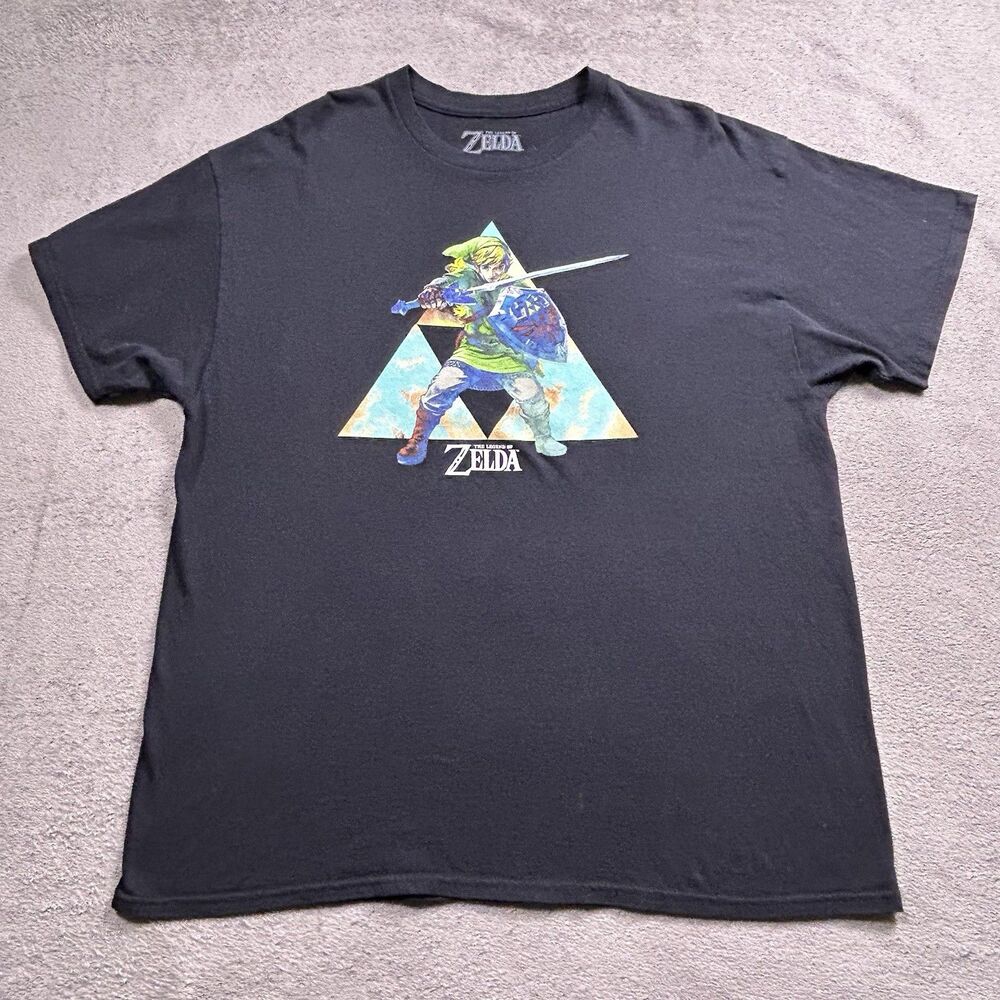 Nintendo The Legend of Zelda T-Shirt Mens XL Link Triforce Graphic Gamer Tee